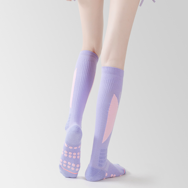 جوراب های فوتبالی نایلونی بلند